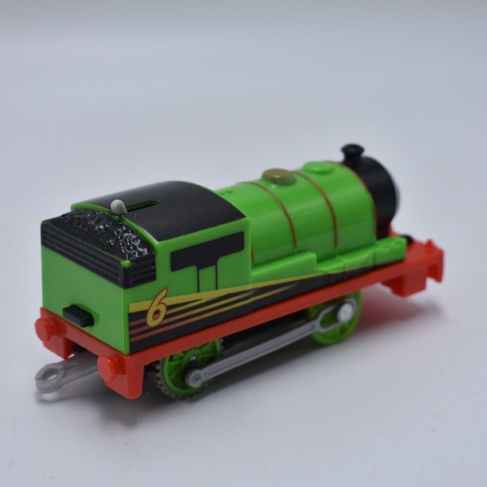 Motorized Trackmaster Thomas Friends Train Tank Engine Streamlined Racing Percy - Picture 4 of 6